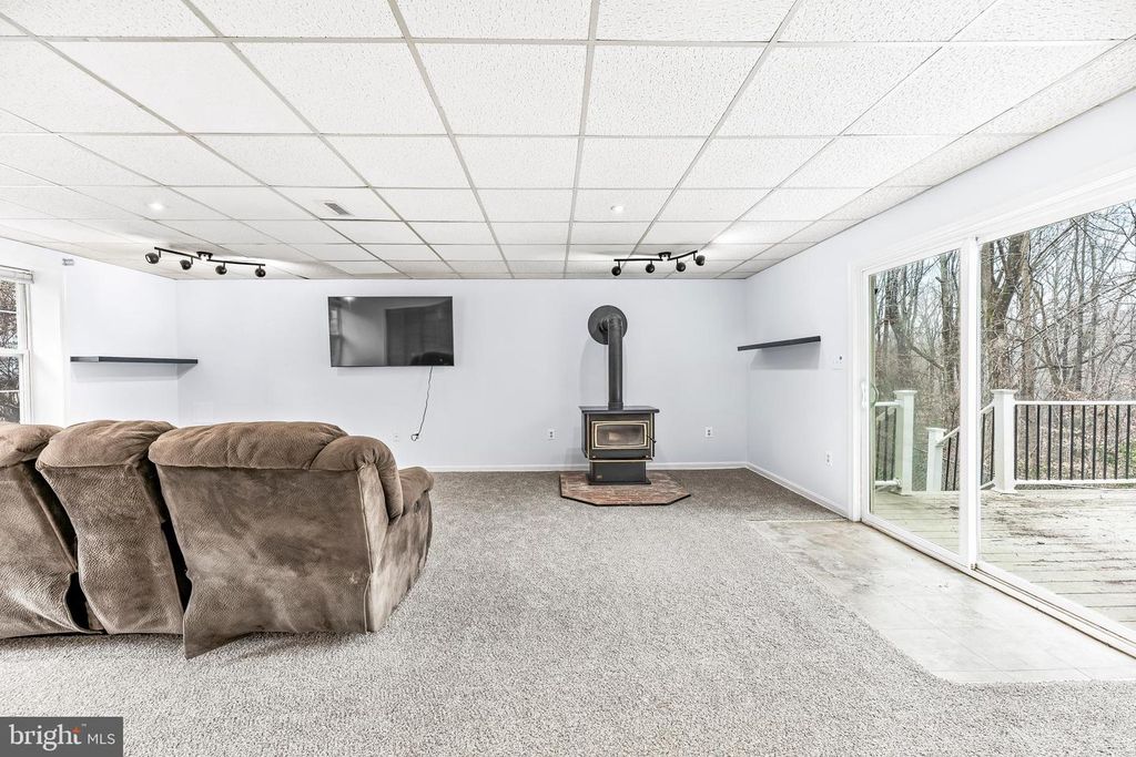 Image 17 of property listing at 3035 MANDELA CT, Port Republic, MD 20676