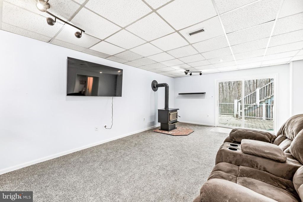 Image 21 of property listing at 3035 MANDELA CT, Port Republic, MD 20676
