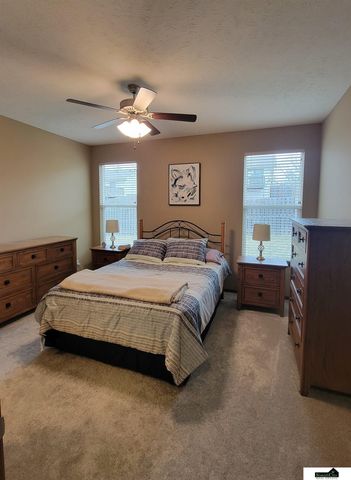 5630 Barrington Circle, Lincoln, NE 68516