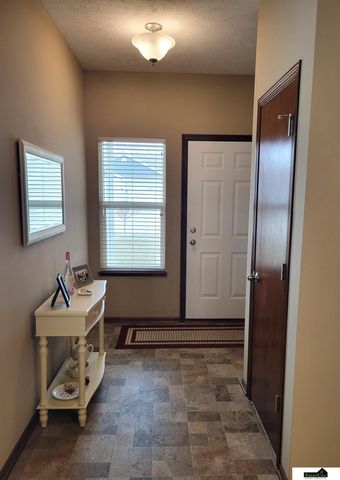 5630 Barrington Circle, Lincoln, NE 68516