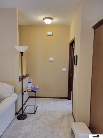 5630 Barrington Circle, Lincoln, NE 68516