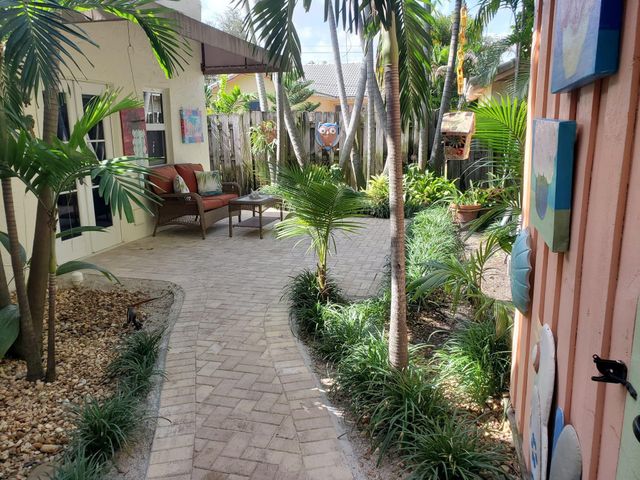 226 NE 1st Avenue Coco Palm Ste, Delray Beach, FL 33444