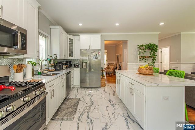15 Norman Avenue, Par-troy Hills Twp., NJ 07034