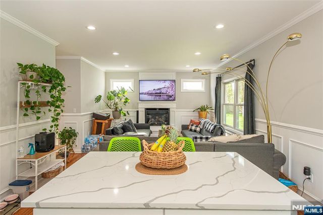 15 Norman Avenue, Par-troy Hills Twp., NJ 07034