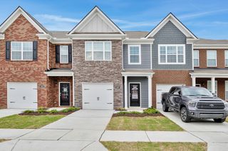 242 Hazel Ln, Lebanon, TN 37087