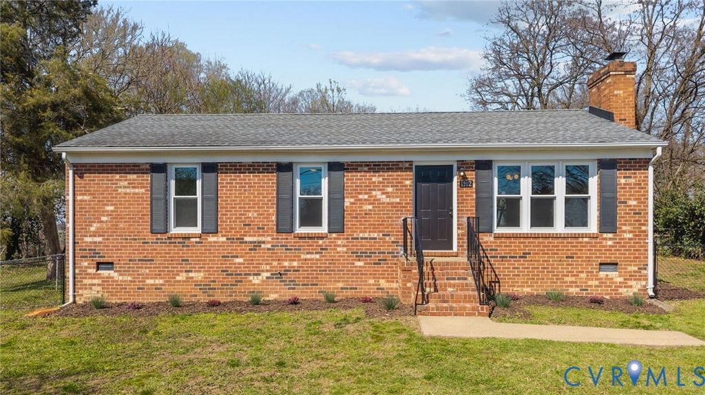 1102 Mount Erin Dr, Richmond, VA 23231