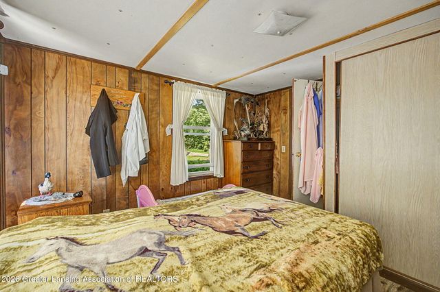 2507 W Gresham Highway R5, Charlotte, MI 48813