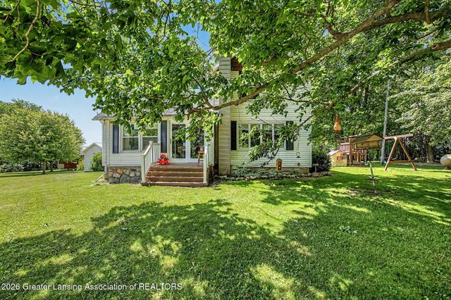 2507 W Gresham Highway R5, Charlotte, MI 48813