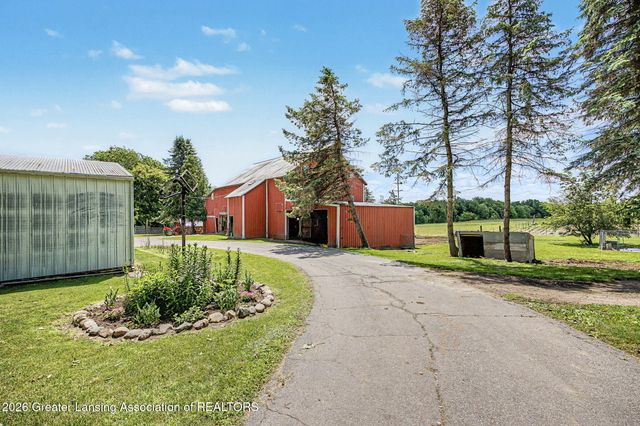 2507 W Gresham Highway R5, Charlotte, MI 48813