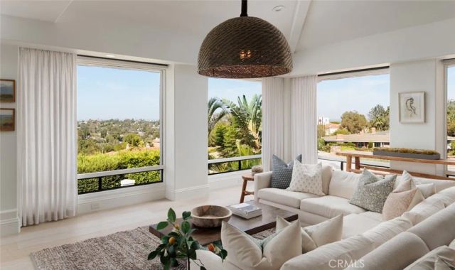 10491 Ridgeway Drive, North Tustin, CA 92705