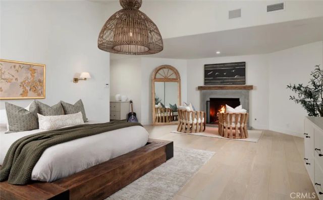 10491 Ridgeway Drive, North Tustin, CA 92705