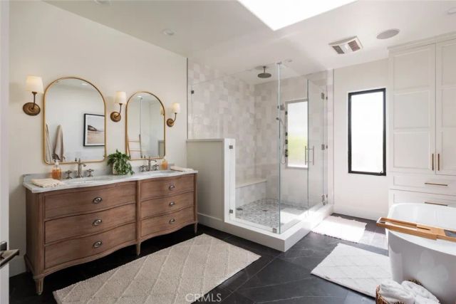 10491 Ridgeway Drive, North Tustin, CA 92705