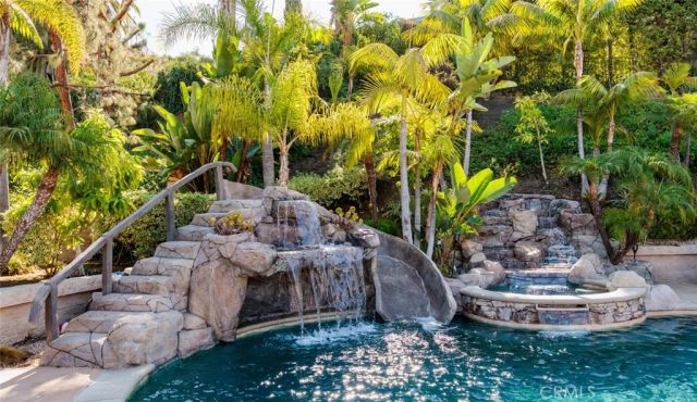 10491 Ridgeway Drive, North Tustin, CA 92705