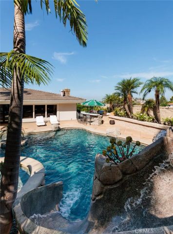 10491 Ridgeway Drive, North Tustin, CA 92705