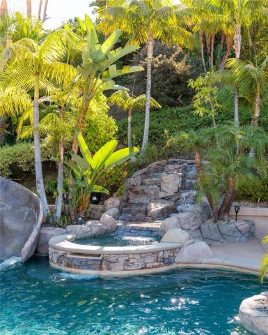 10491 Ridgeway Drive, North Tustin, CA 92705