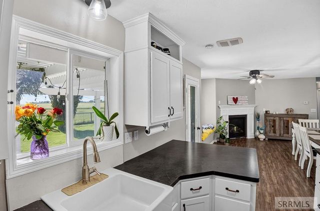 1368 N 1100 E, Shelley, ID 83274