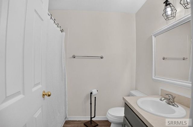 1368 N 1100 E, Shelley, ID 83274