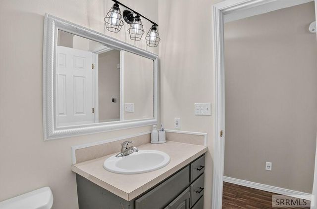 1368 N 1100 E, Shelley, ID 83274
