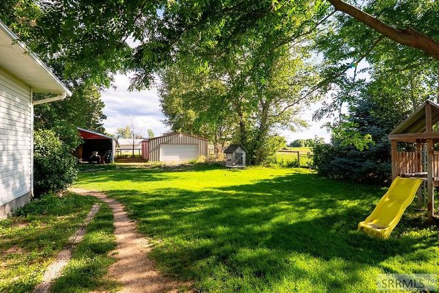 1368 N 1100 E, Shelley, ID 83274