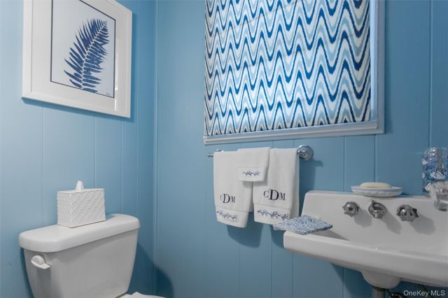 172 Fernwood Terrace, Garden City, NY 11530