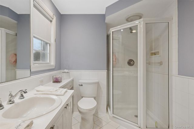 172 Fernwood Terrace, Garden City, NY 11530