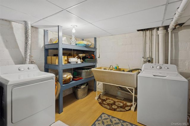 172 Fernwood Terrace, Garden City, NY 11530