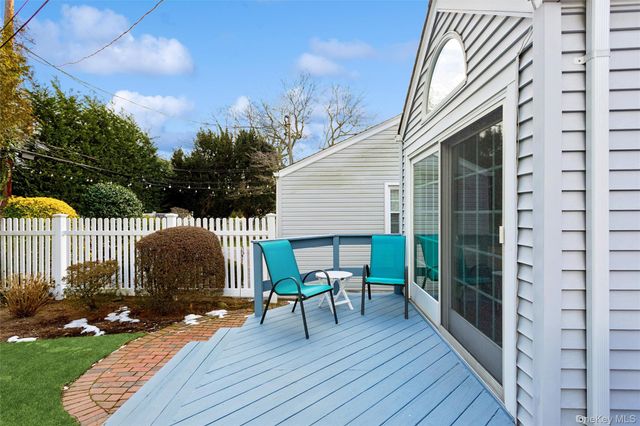 172 Fernwood Terrace, Garden City, NY 11530