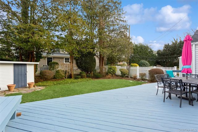 172 Fernwood Terrace, Garden City, NY 11530