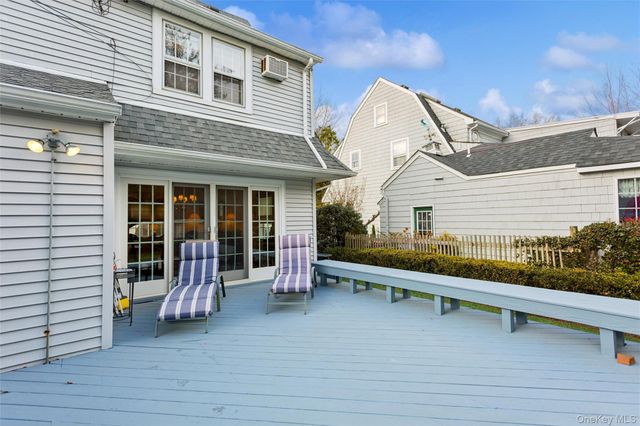 172 Fernwood Terrace, Garden City, NY 11530