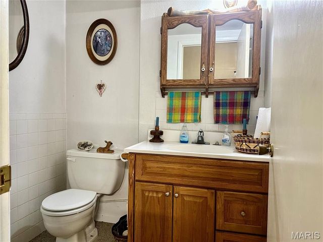 34 Kathryn Drive, St James, MO 65559