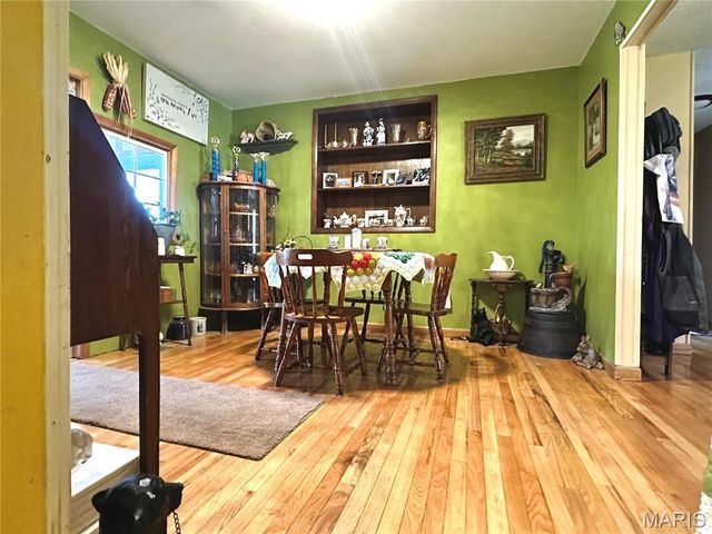 34 Kathryn Drive, St James, MO 65559