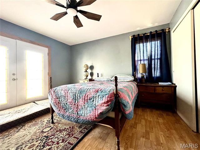 34 Kathryn Drive, St James, MO 65559