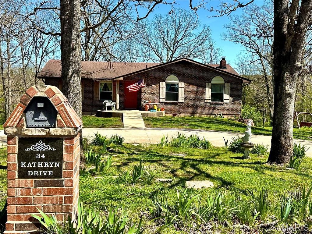 34 Kathryn Drive, St James, MO 65559