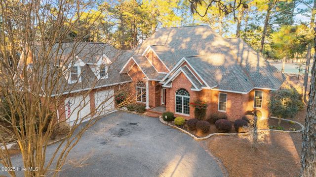 26 Talamore Drive, Southern Pines, NC 28387