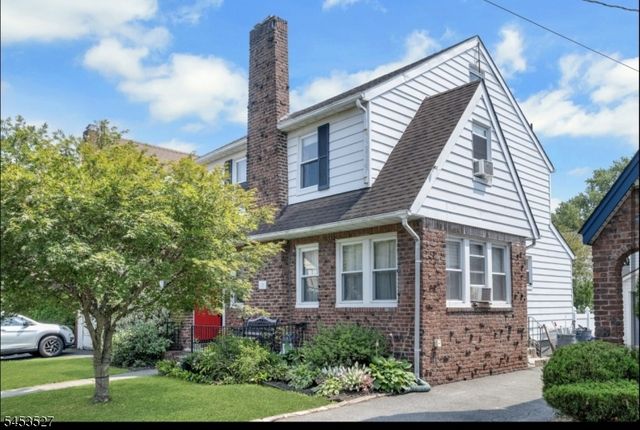 17 Ferncliff Rd, Bloomfield Twp., NJ 07003