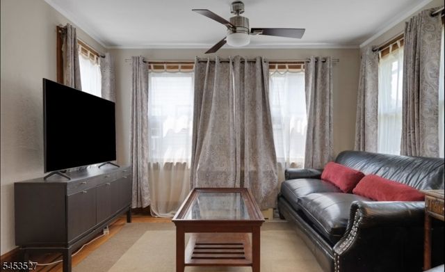 17 Ferncliff Rd, Bloomfield Twp., NJ 07003