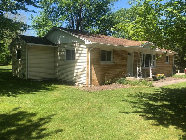 4585 Lorenson Road, Fruitland Twp, MI 49445