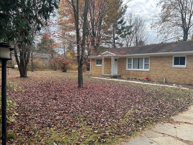 4585 Lorenson Road, Fruitland Twp, MI 49445