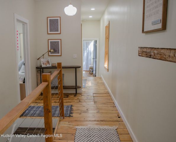 190 Leggs Mill Road, Lake Katrine, NY 12449