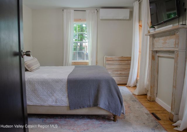 190 Leggs Mill Road, Lake Katrine, NY 12449