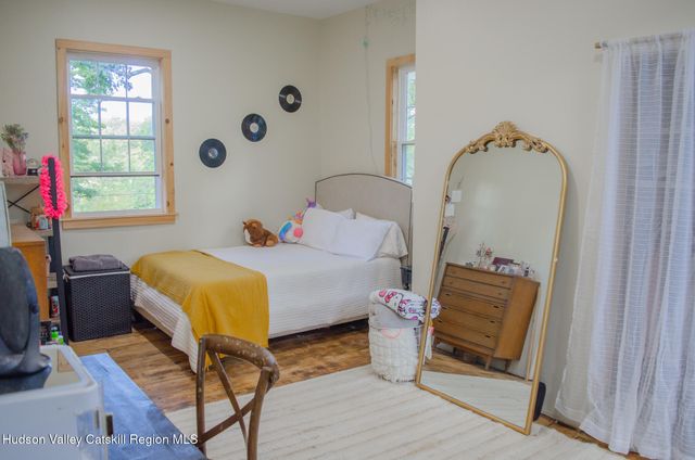 190 Leggs Mill Road, Lake Katrine, NY 12449