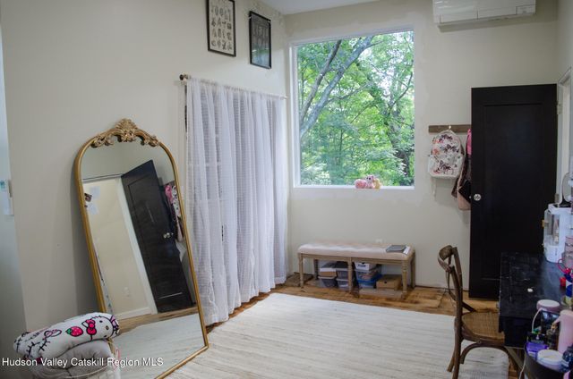 190 Leggs Mill Road, Lake Katrine, NY 12449