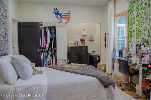 190 Leggs Mill Road, Lake Katrine, NY 12449