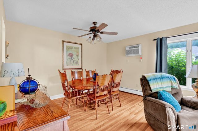 43 Millbrook Court 43, Newington, CT 06111
