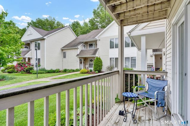 43 Millbrook Court 43, Newington, CT 06111