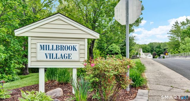 43 Millbrook Court 43, Newington, CT 06111