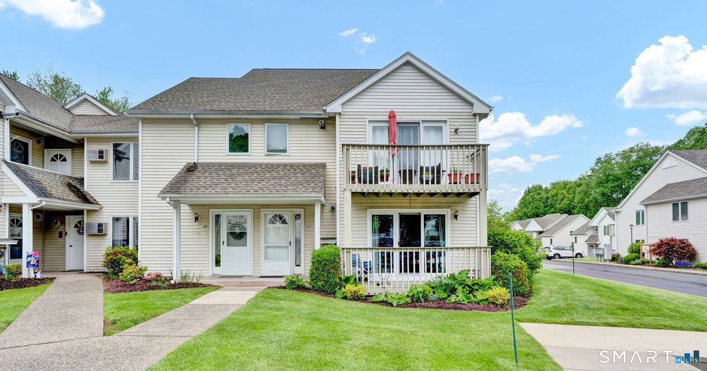 43 Millbrook Court 43, Newington, CT 06111