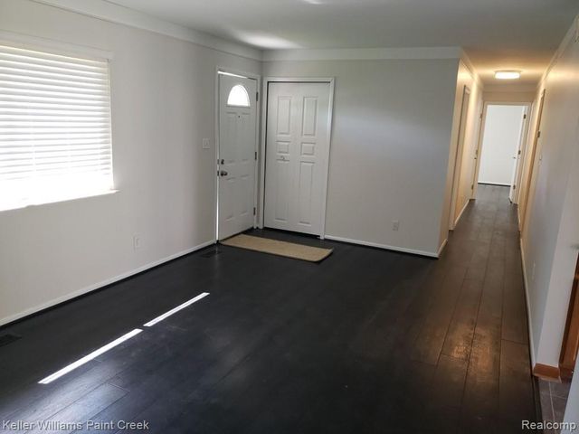 3136 Kilmer Drive, Troy, MI 48083