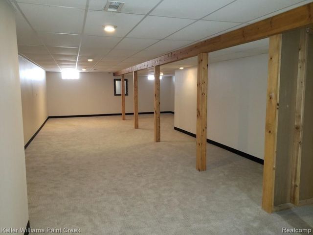 3136 Kilmer Drive, Troy, MI 48083