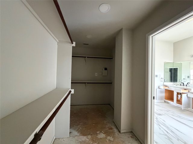 1001 Windsor Drive, Saginaw, TX 76179